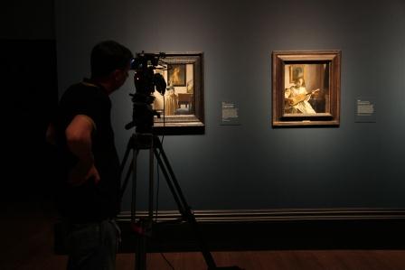 Filming Vermeer at the National Gallery